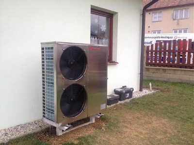 Meeting 15KW solar water heater maximum water temperature 60C air source heat pump Rohs