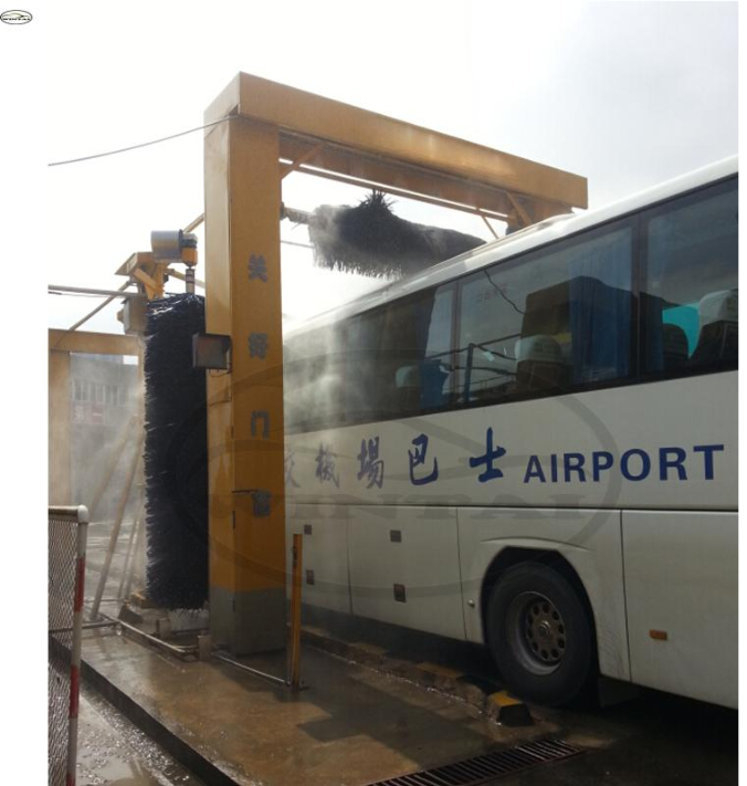 Two Side Brush 14kw Channel Type Automatic Bus Washing Machine For Thorough Cleaning