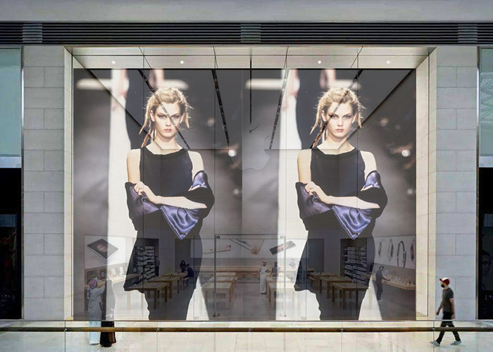 Wall Mounted Transparent Glass LED Display Indoor 256x128 Dots