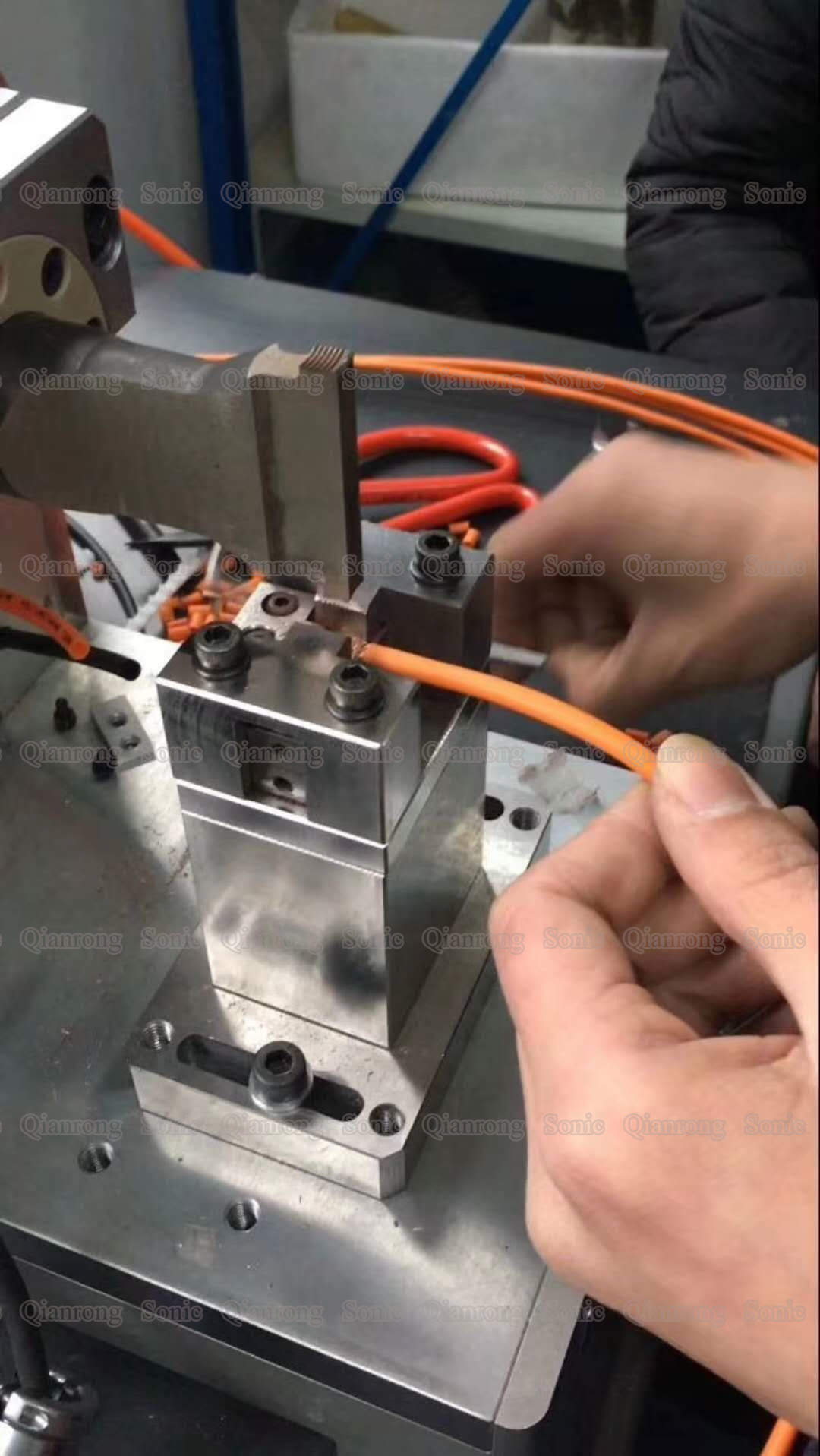 380V Metal Ultrasonic Soldering Welding For Copper Terminals And Wires 0.05 - 0.9Mpa