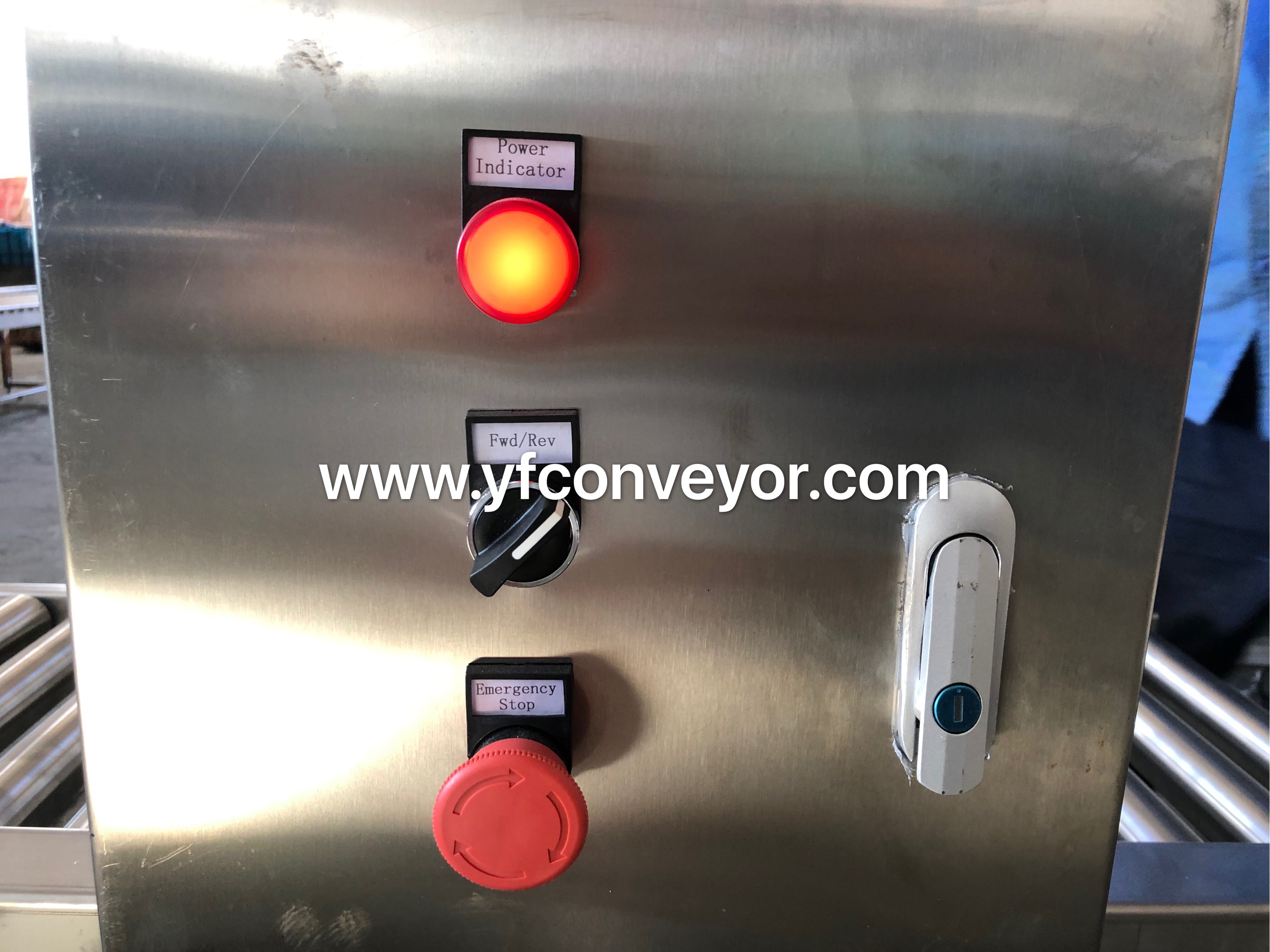Factory Custom Powered Roller Conveyor Systems,Roller Conveying Machine