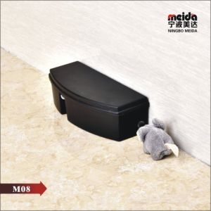 Effective Plastic Rat Box for Controlling Rodent Infestations Displayed on Shelf