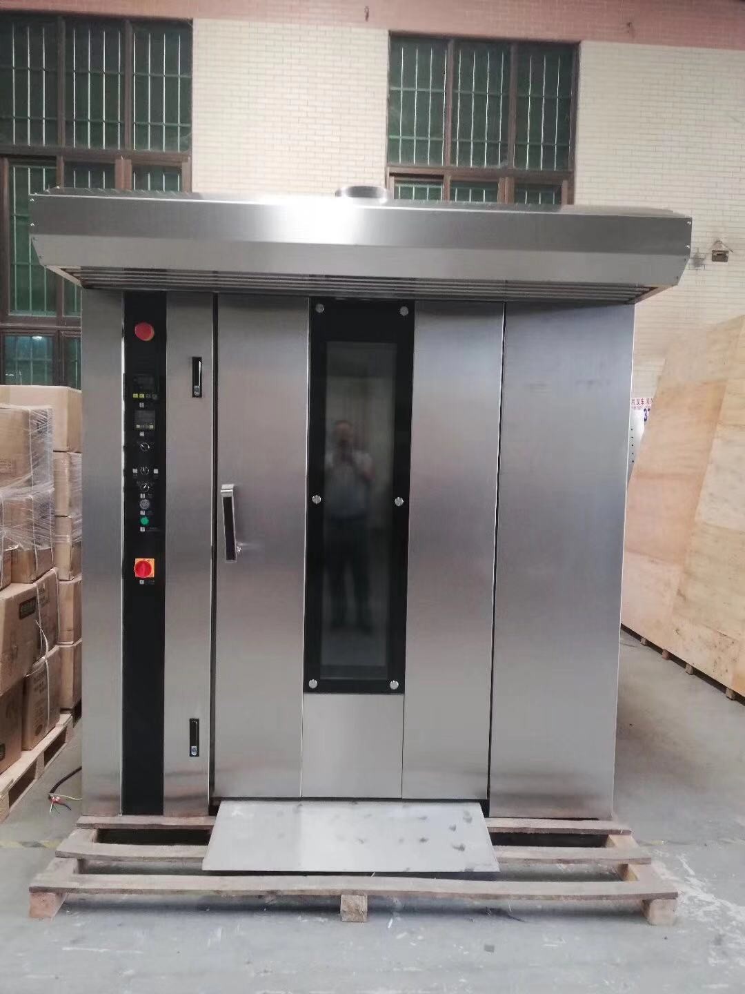 64 Trays Gas Rotary Rack Oven For Bread with stianless steel body sliver color