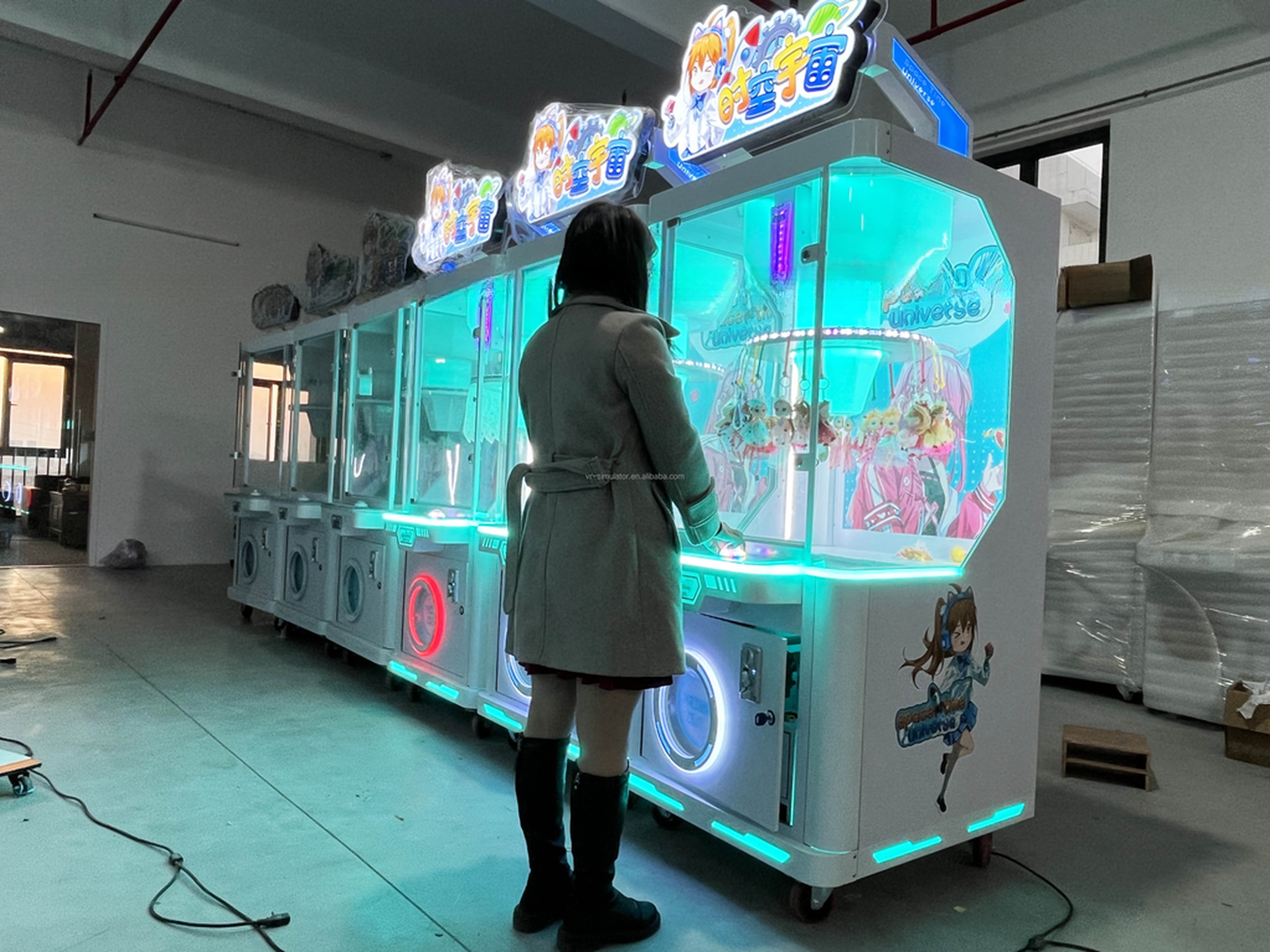 Dreamland exclusive single player hit the prize machine push toys crane vending machine for gifts