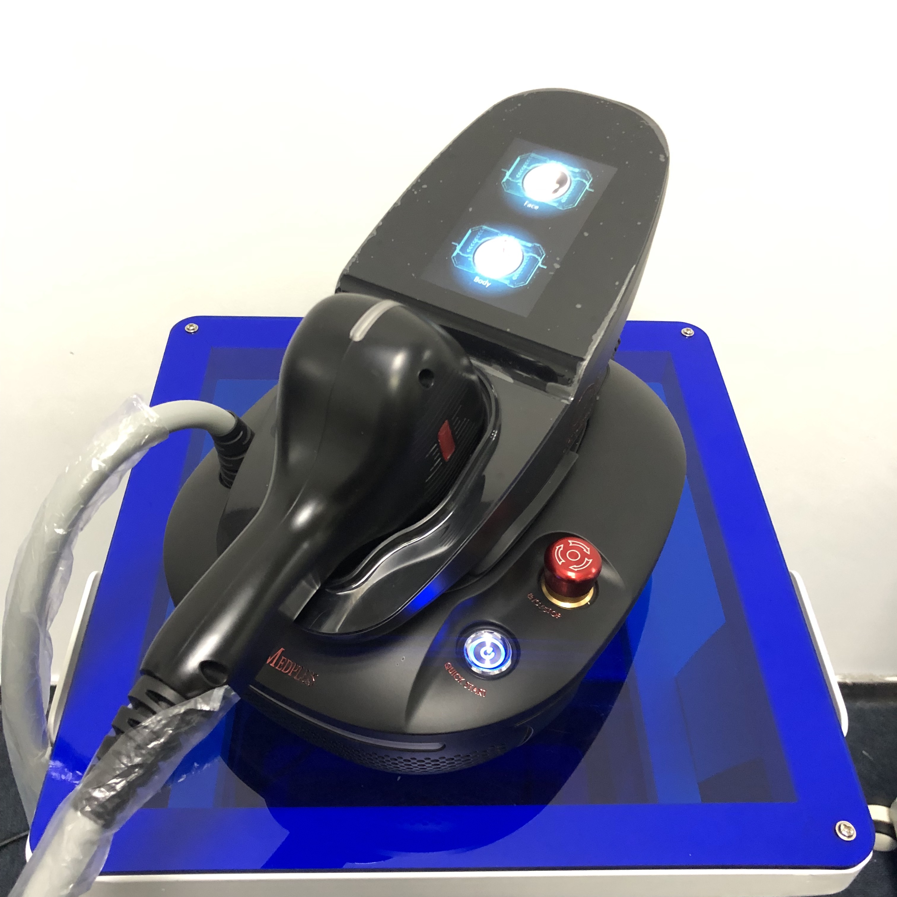 Style Portable 755nm 808nm 1064nm Wavelength Ice Diode Laser Mini Hair Removal Machine