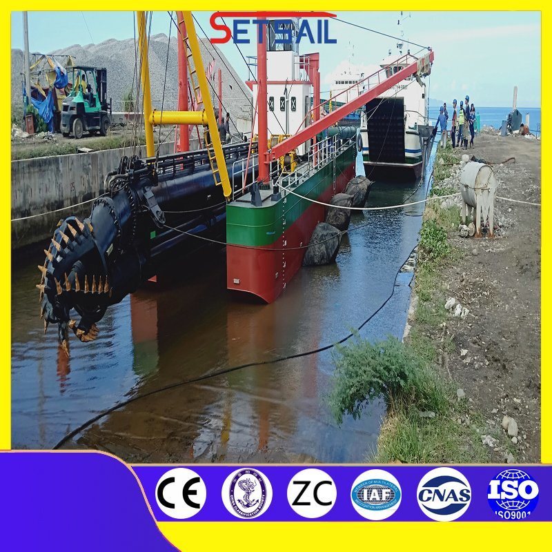 Sand/Mud/Slurry Mining Cutter Suction Dredger with Good Price