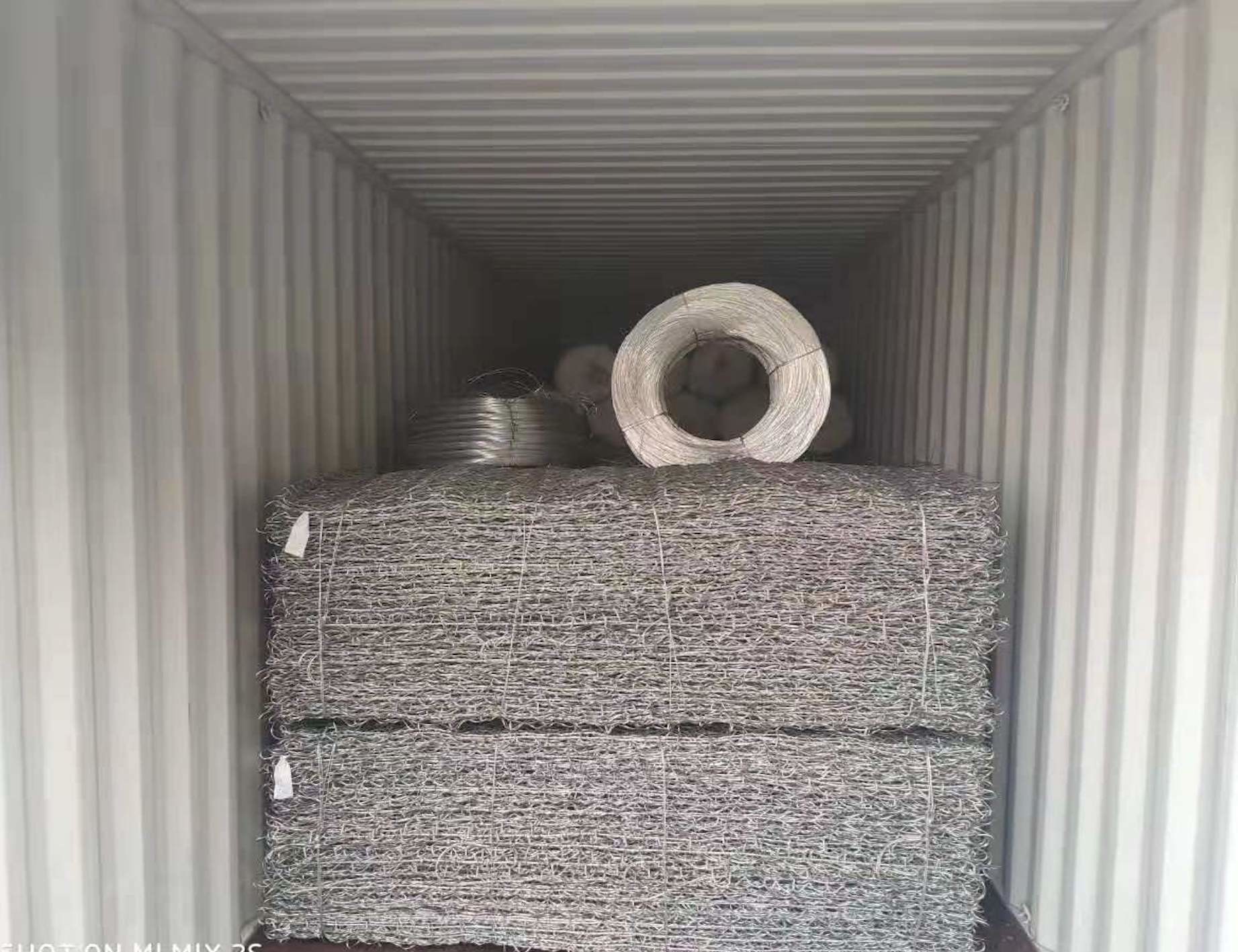 Low Carbon Steel 200g/M2 Hexagonal Wire Mesh Electro Galvanizing Zinc Plating