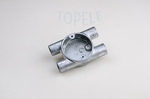 BS4568 BS31 Circular Junction Box Malleable One Way Terminal