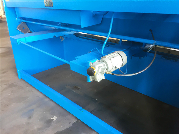 Hydraulic Metal Shearing Machine 5.5kw Motor For Sheet Metal Plate Working