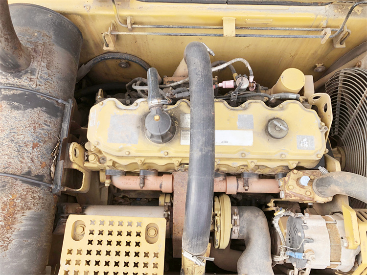 182 KW Good Condition Made in Japan Earth-Moving Machinery 30 Ton Cat 330C Used Excavator in Shanghai