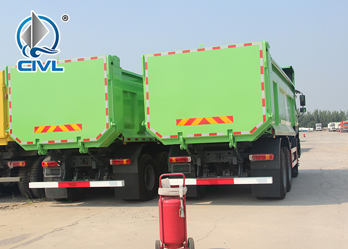 Sinotruk Howo Dump Truck 6x4 371 HP 10 Wheels With LHD 50 Tons 20 - 30 CBM Bucket Tipper Truck green color