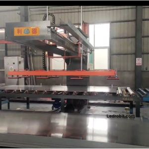 China Customized Aluminum Plate Loading Unloading Machine 300 - 3000Kg Loading And Unloading Robot on sale