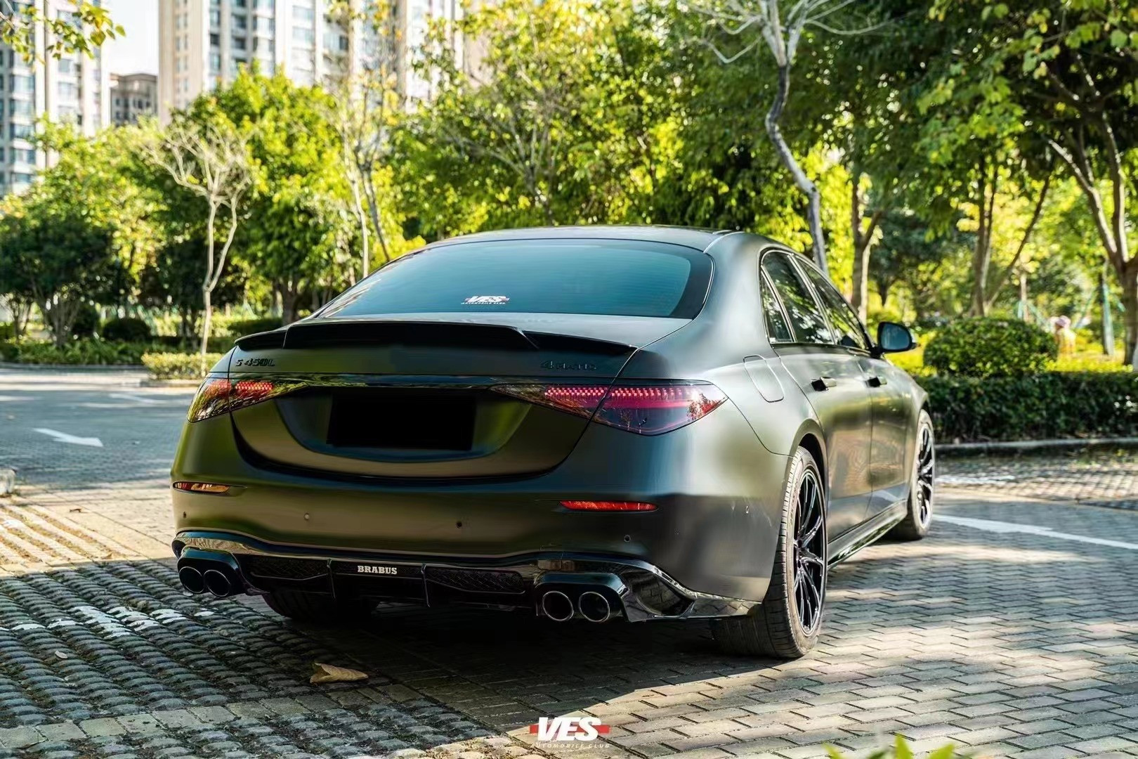 For Mercedes S-Class W223 S400 S450 Carbon Fiber Body Kit W223 Maybach Upgraded BUS Style Front Shovel Diffuser Spoiler