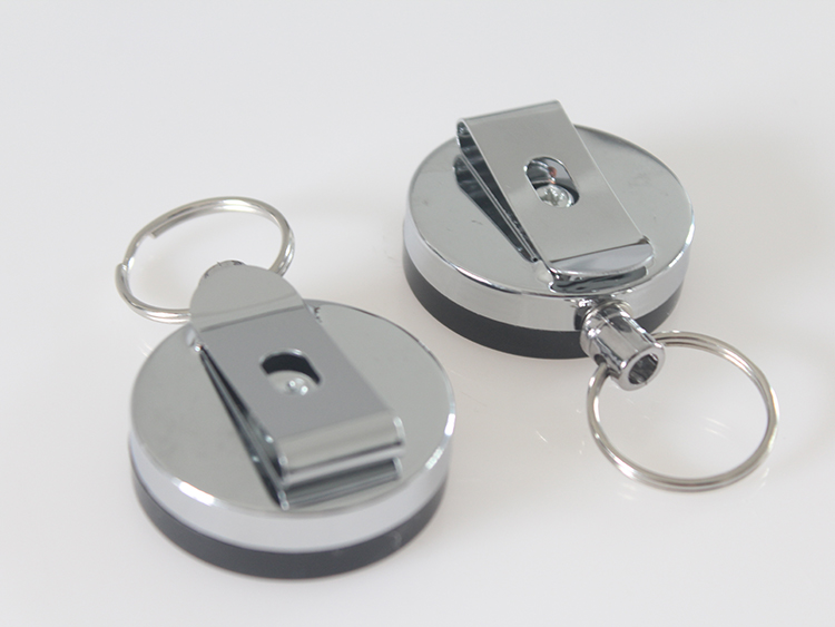 Deyi Custom Logo 40mm Badge Reel with Keychain Badge Clip Retractable Rope for Doctor Nurse Office Staff