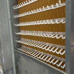 Modern Automated Battery Cage System Nipple Drinking Hot Dip Galvanized
