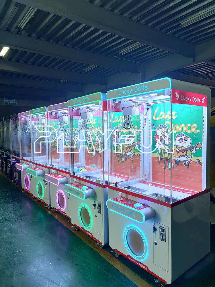 Playfun Hot Sale Custom Lucky Dolls New Design Crane Claw Dolls Game Machine Claw Doll Machine Claw Machine Crane