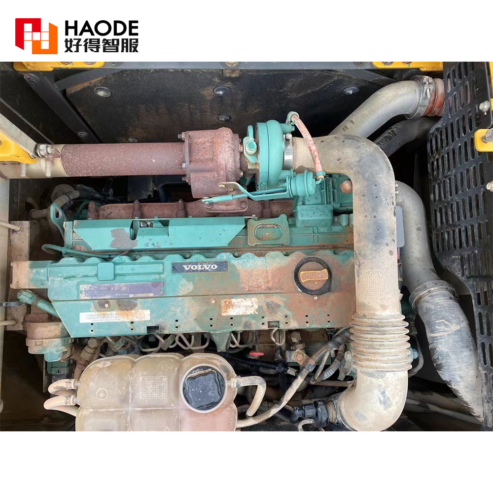 VOLVO EC220 Excavator with Original Hydraulic Cylinder and 6001-8000 Working Hours