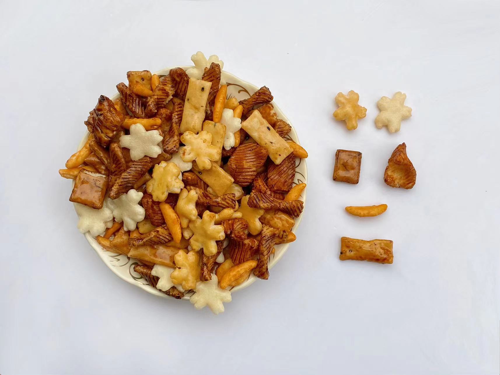 Glutinous Japanese Rice Crackers Delicious Flavor Puff Crunch Snack