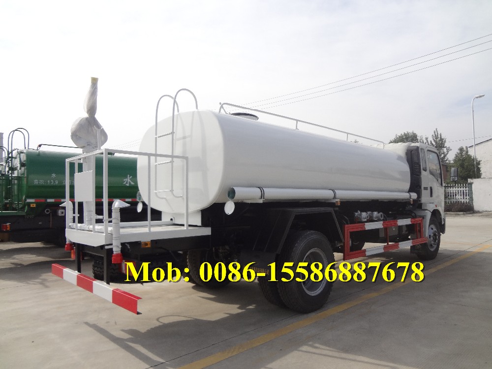 RHD 4x2 SINOTRUK HOWO 10000L Water Bowser Truck