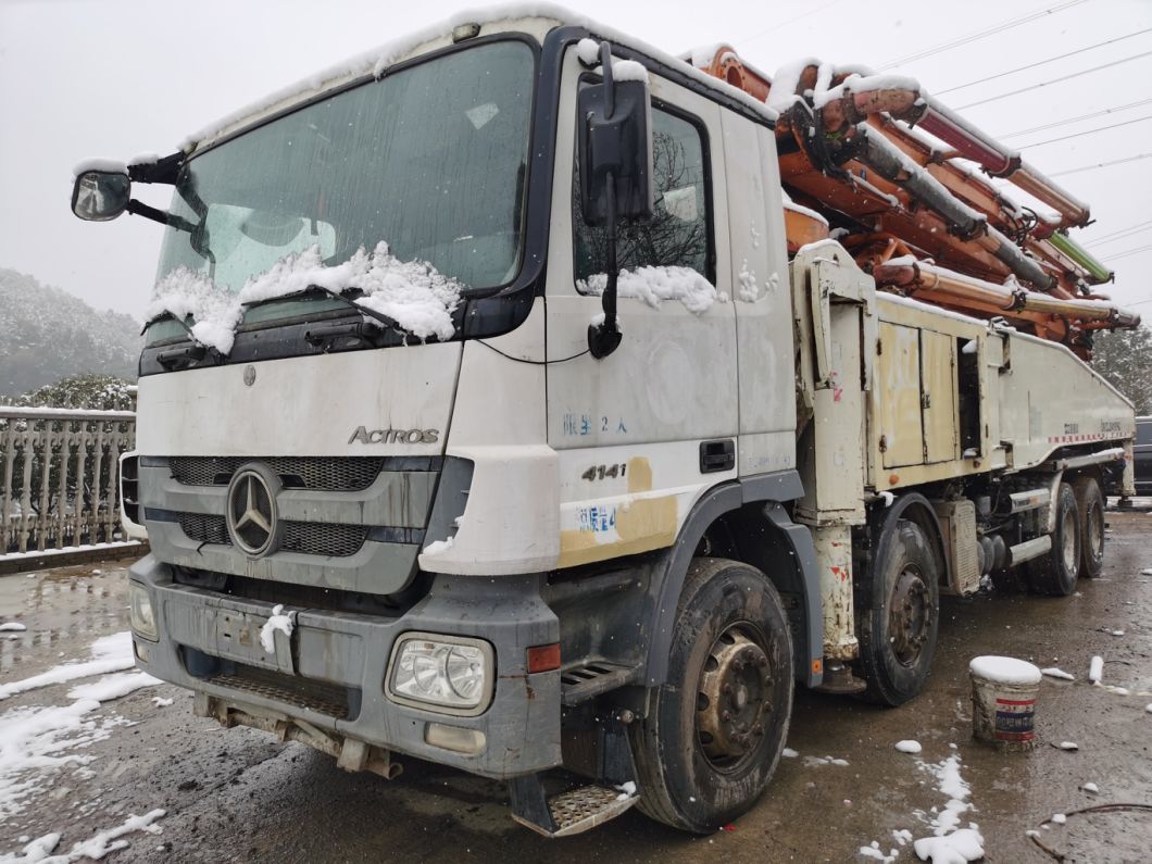 Second Hand Concrete Pump Zoomlion 52meter 56meter Good Price Truck Pump Machinery
