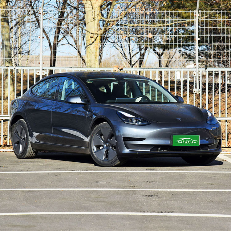 2024 Geely Galaxy Yinhe L7 Hybrid Xingyue L1370 First Production Fuel-Energy Car with 56km Pure Electric Cruising Range