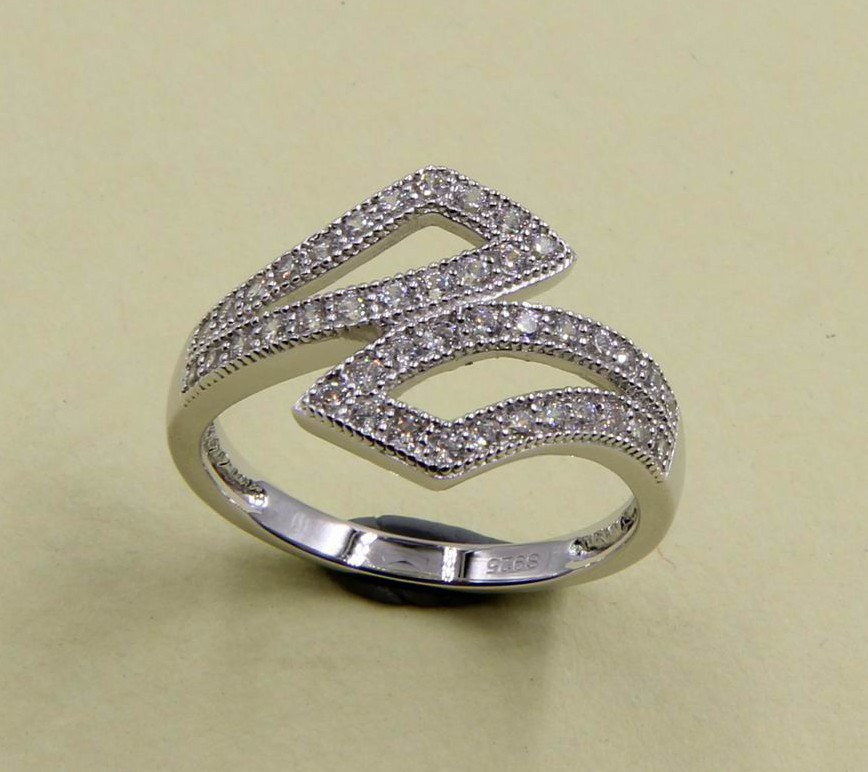 Sparkling 925 Silver Heart Shaped CZ Rings A Touch Of Brilliance Sterling Silver Love Ring Silver Stackable Rings