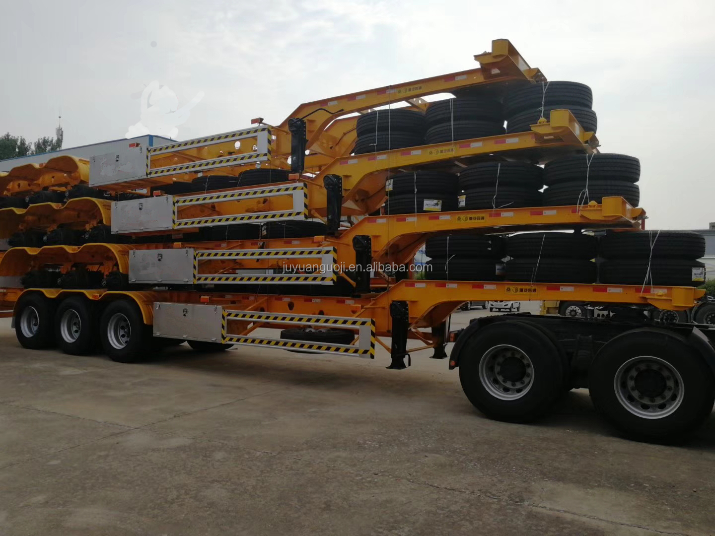 Custom Colors 20-60 Tons 2 3 4 Axles Skeleton Semi Truck Trailer 20ft 40ft Container Chassis Semi Trailer