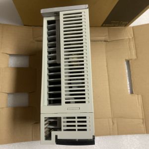 Mitsubishi MR-J2S-70A SERVO AMPLIFIER 3.8A MR-J2S SERIES 750W NEW