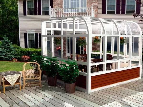 Aluminum Glass Cube House Transparent Modern Glass Room With Abundant Natural