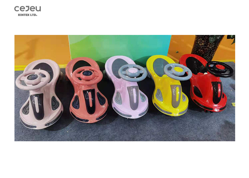 36 Months Wiggle Car Weight Limit 120kg Music Wiggle Car Red