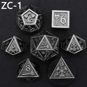 Customizable polyhedral dice set role-playing dice game RPG Dungeon and Dragon