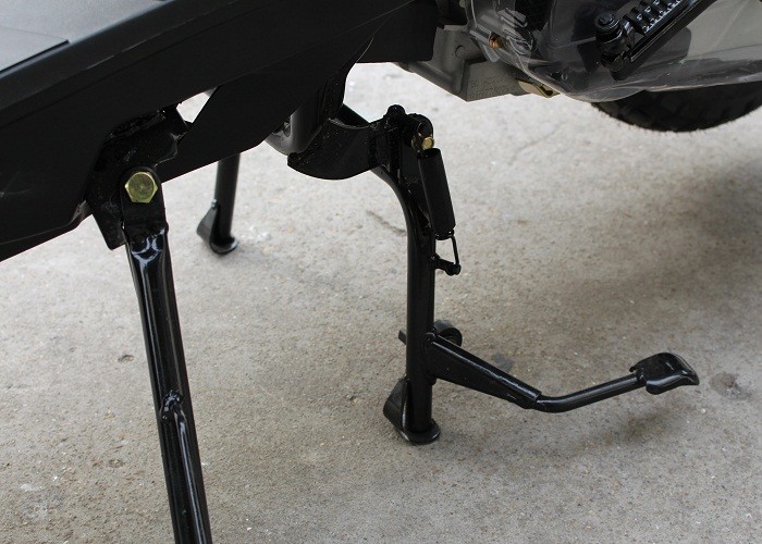 Mini Gas Motor Scooter , 50cc 125cc Moped Plastic Body Material CDI Lgnition System