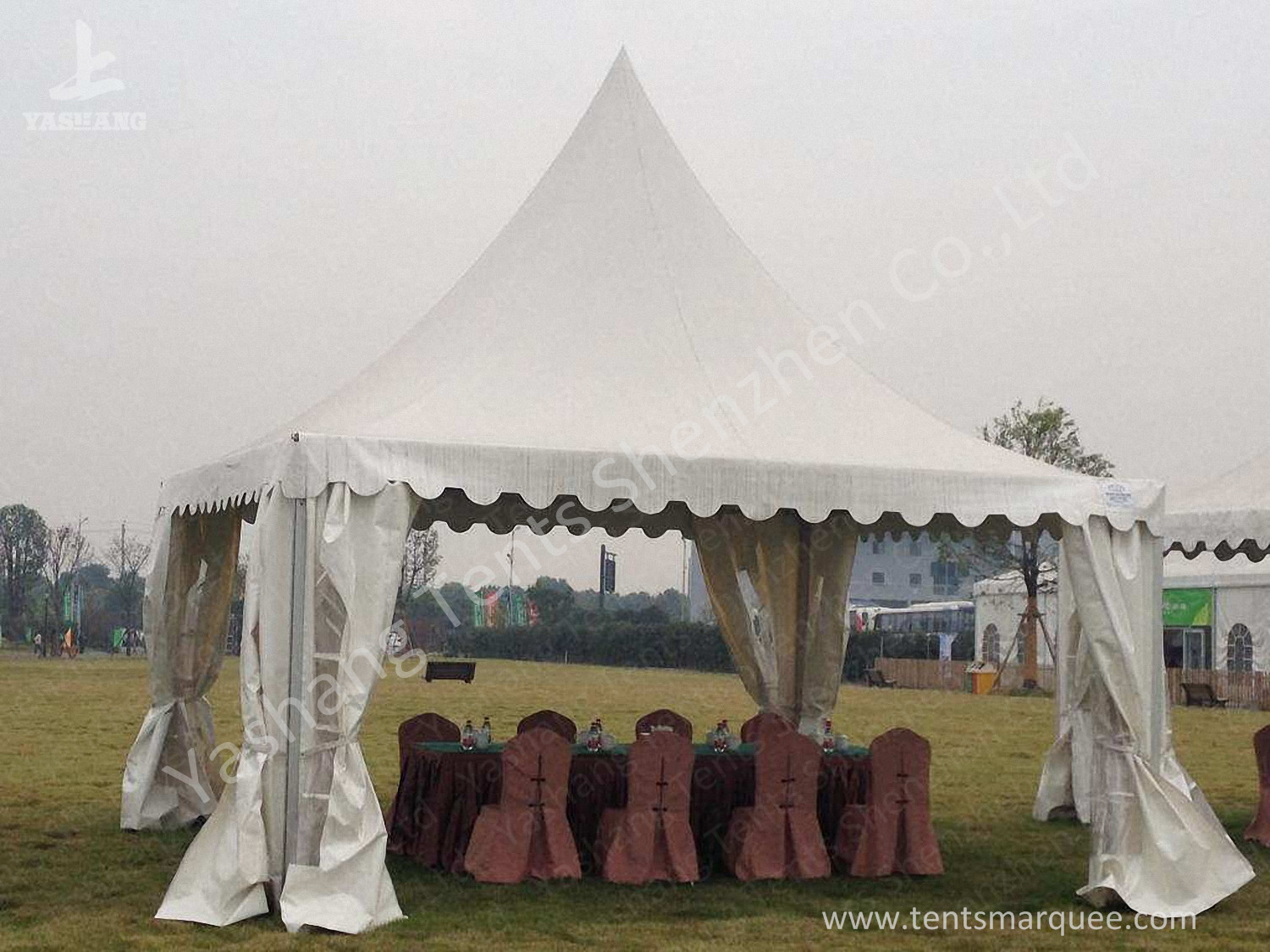 300 People Luxury Wedding Tents Rentals Aluminium Frame Marquee With Transparent PVC Windows