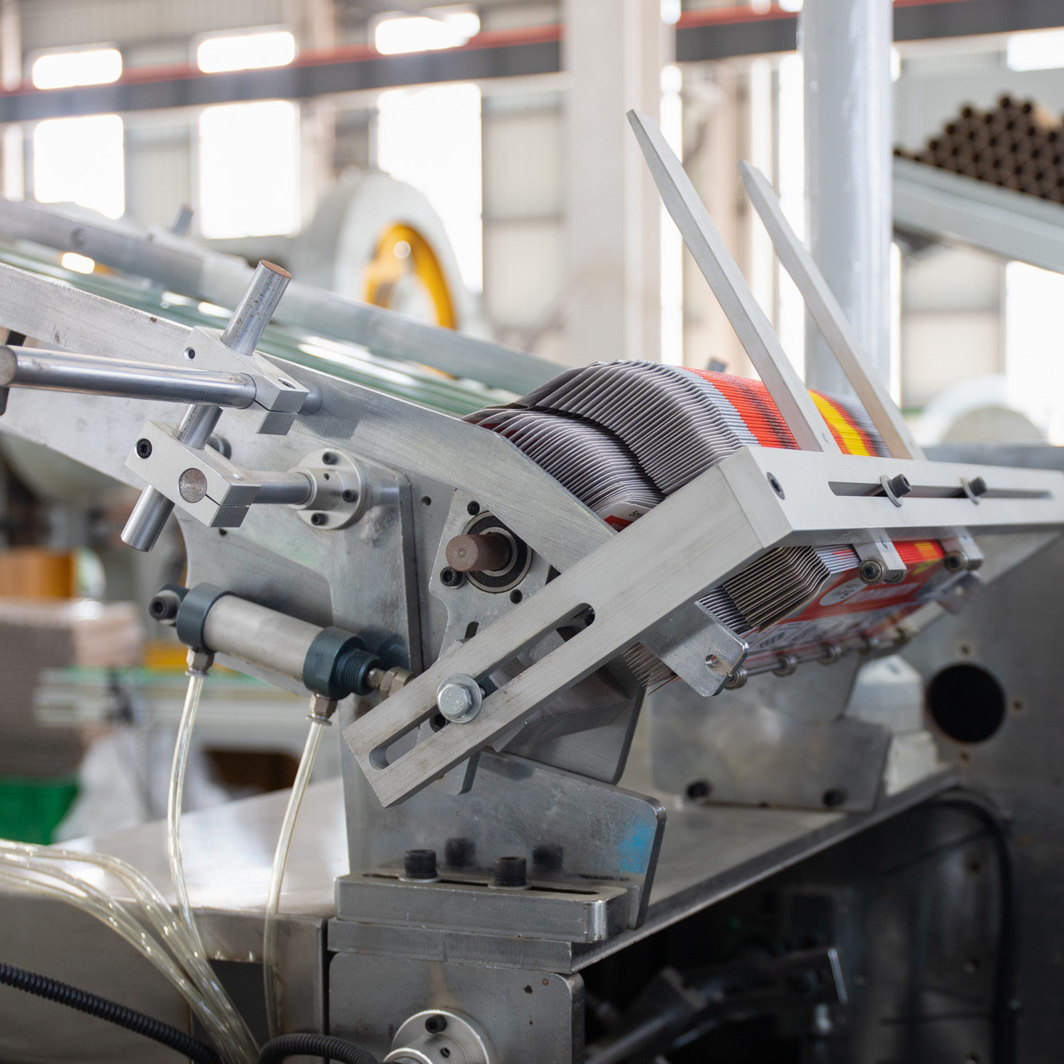 20m3/hour Air Consumption High Speed Full Automatic Aluminum Foil Carton Box Packaging Machine