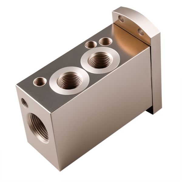 Quality Hydraulic Manifold Block CNC Machining Factory Offering Structural Optimization Design and Multiple Surface Treatment Options for Automation and Agricultural Machinery for sale