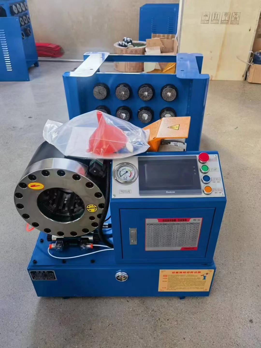 Convenient Portable Crimping Machine 275kg Capacity 1/4-1.5 Inch Range
