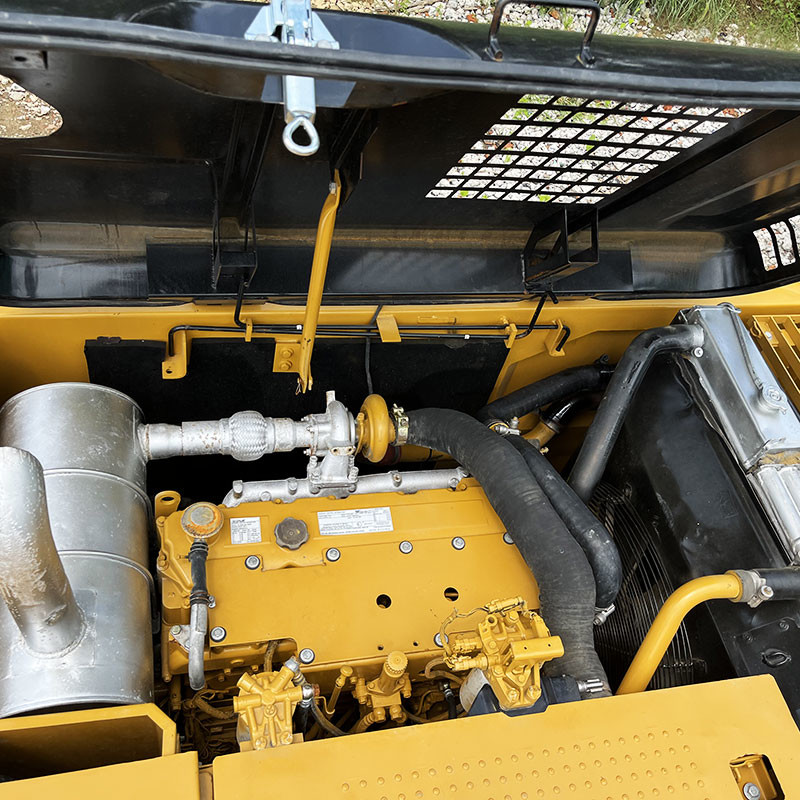 Used Caterpillar 320D2L Crawler Excavator 1m³ Bucket Capacity 20 Ton Weight Good Condition