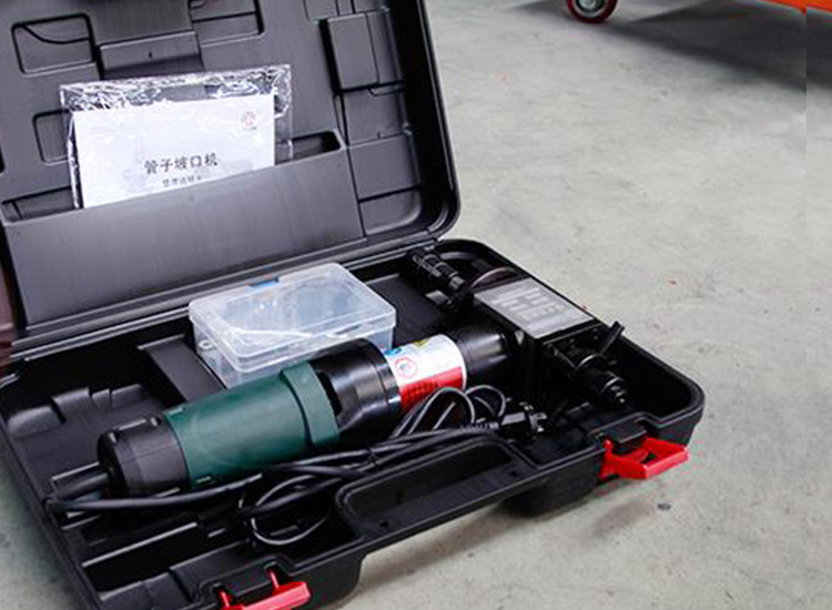 Handheld Inward Expansion Electric Pipe Beveling Machine 55r/Min