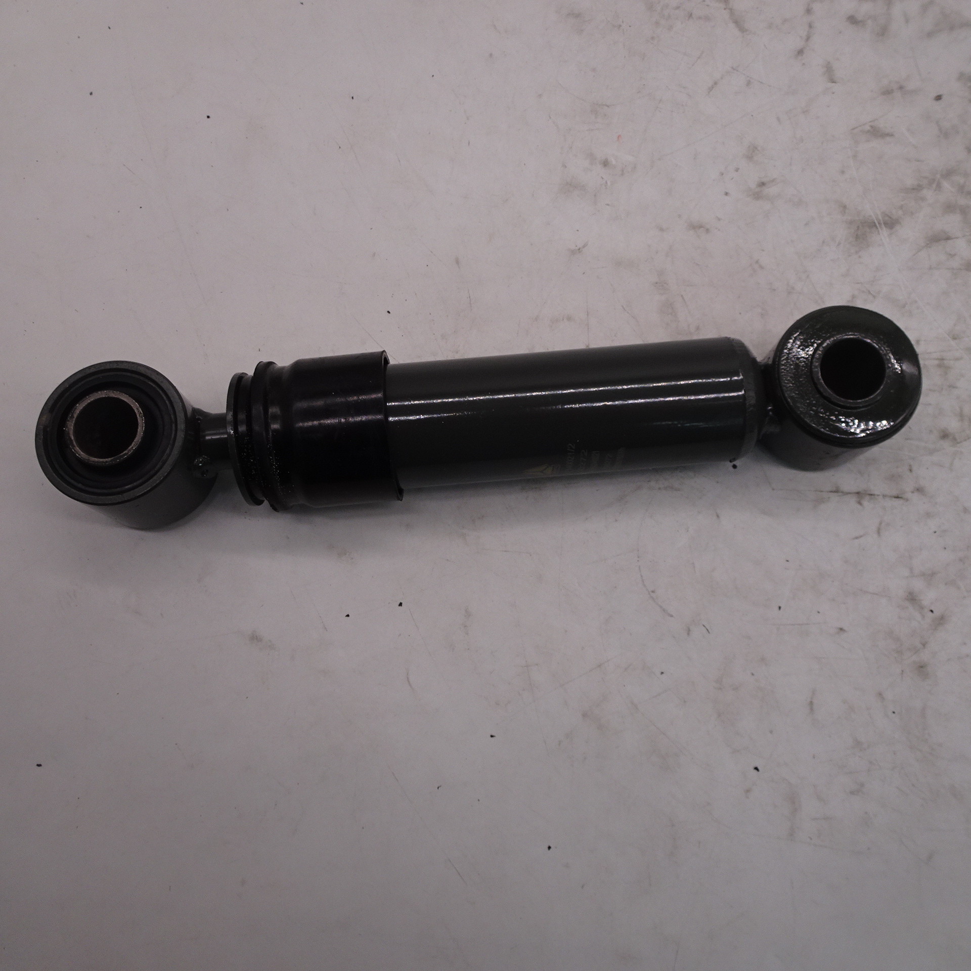 SINOTRUCK HOWO truck spare parts cabin shock absorber WG1642440021 automatic temperature control cabin shock absorber