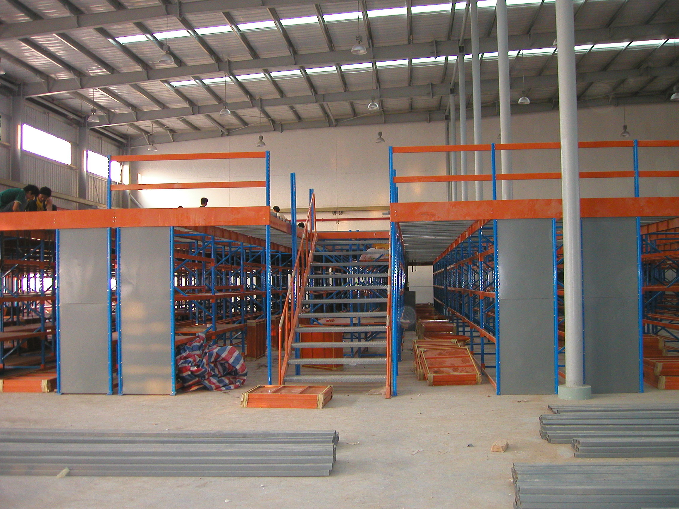Q235b Cold Rolled Steel Mezzanine Floor Boards , Heavy Duty Mezzanine Storage Systems