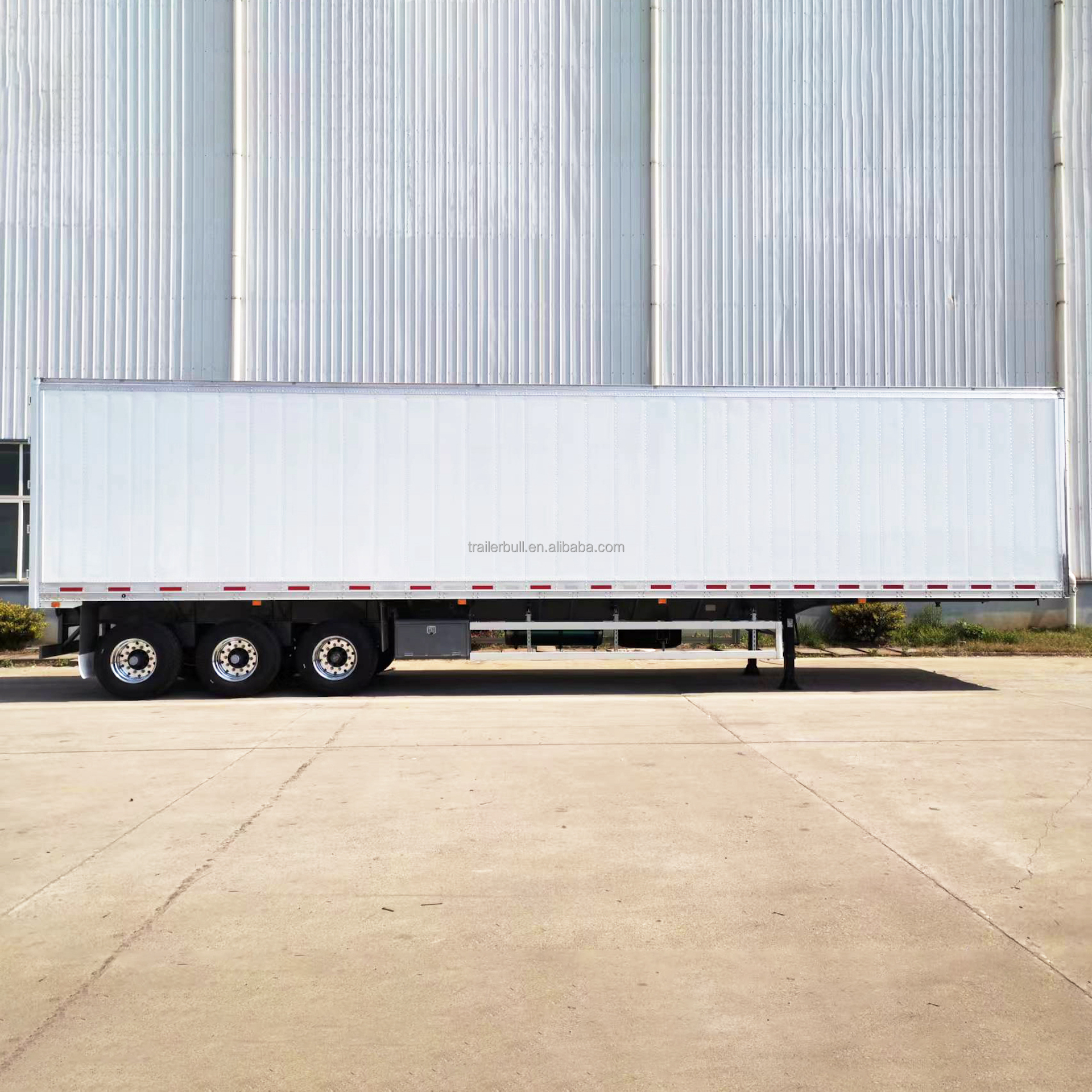 Carbon Steel/Aluminum Chassis Aluminum Structural PUR Foaming Box Body Semi Trailer
