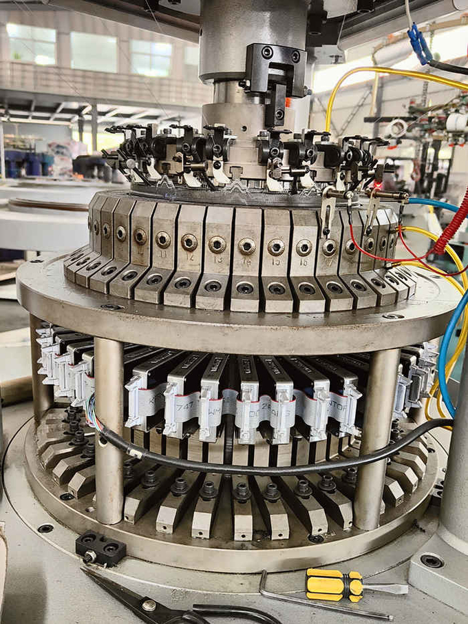 High Speed Double Jersey Circular Knitting Machine of Body Size 6-12'' from Factory