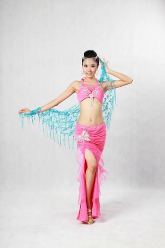 Pink Belly Dancing Clothes Erogenous Halter Neck Metallic Bras Side Split Maxi