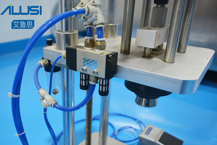 Semi Auto Perfume Manufacturing Equipment Table Top Pneumatic Small Perfume Bottle Pump Crimping Machine