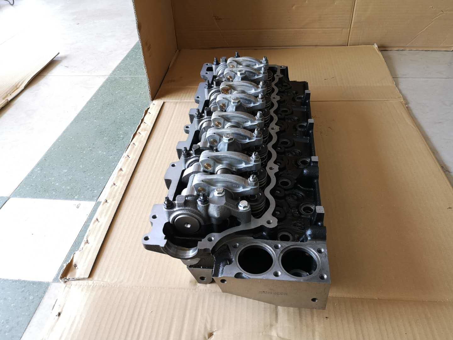 4HG1 Cylinder Head Assembly NPR71 Engine Parts 4HG1T Include Rock Arm Valve Camshaft All Spare Parts