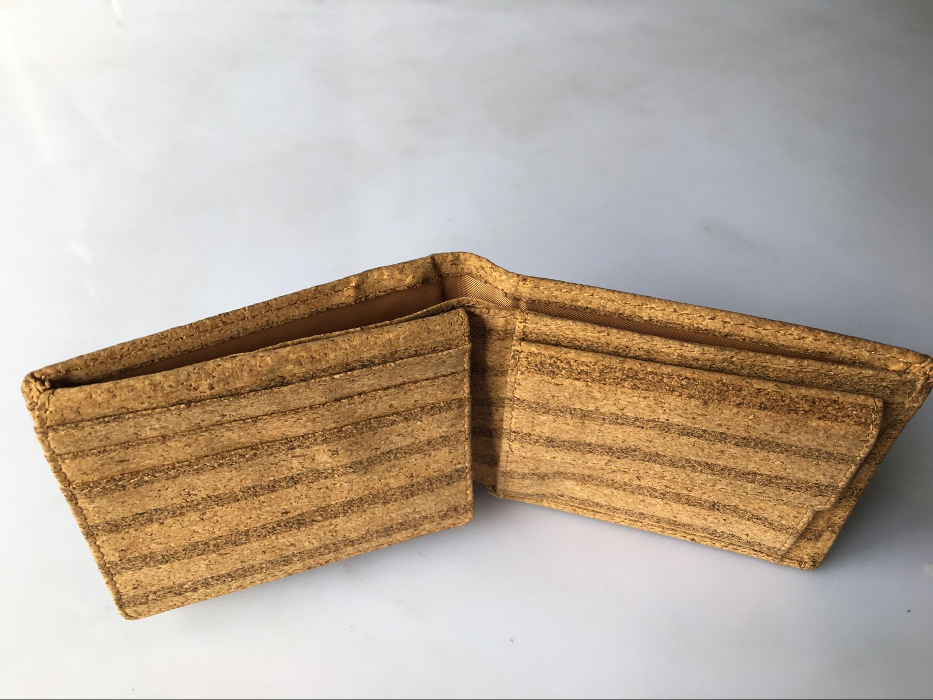 New style Bifold men gender slim cork wallet 11x9cm with pocket coin and card slot