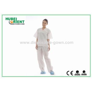  Non Irritating 45gsm SMS Disposable Pajamas Wth Shirt And Trousers For Operation Manufactures