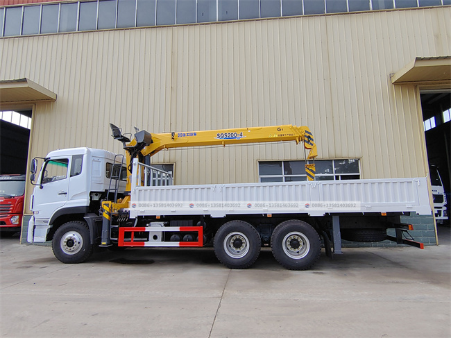 Famous Brand 6x6 6x4 Cargo Dump Truck Crane Truck Mounted With 14tons 12 Tons