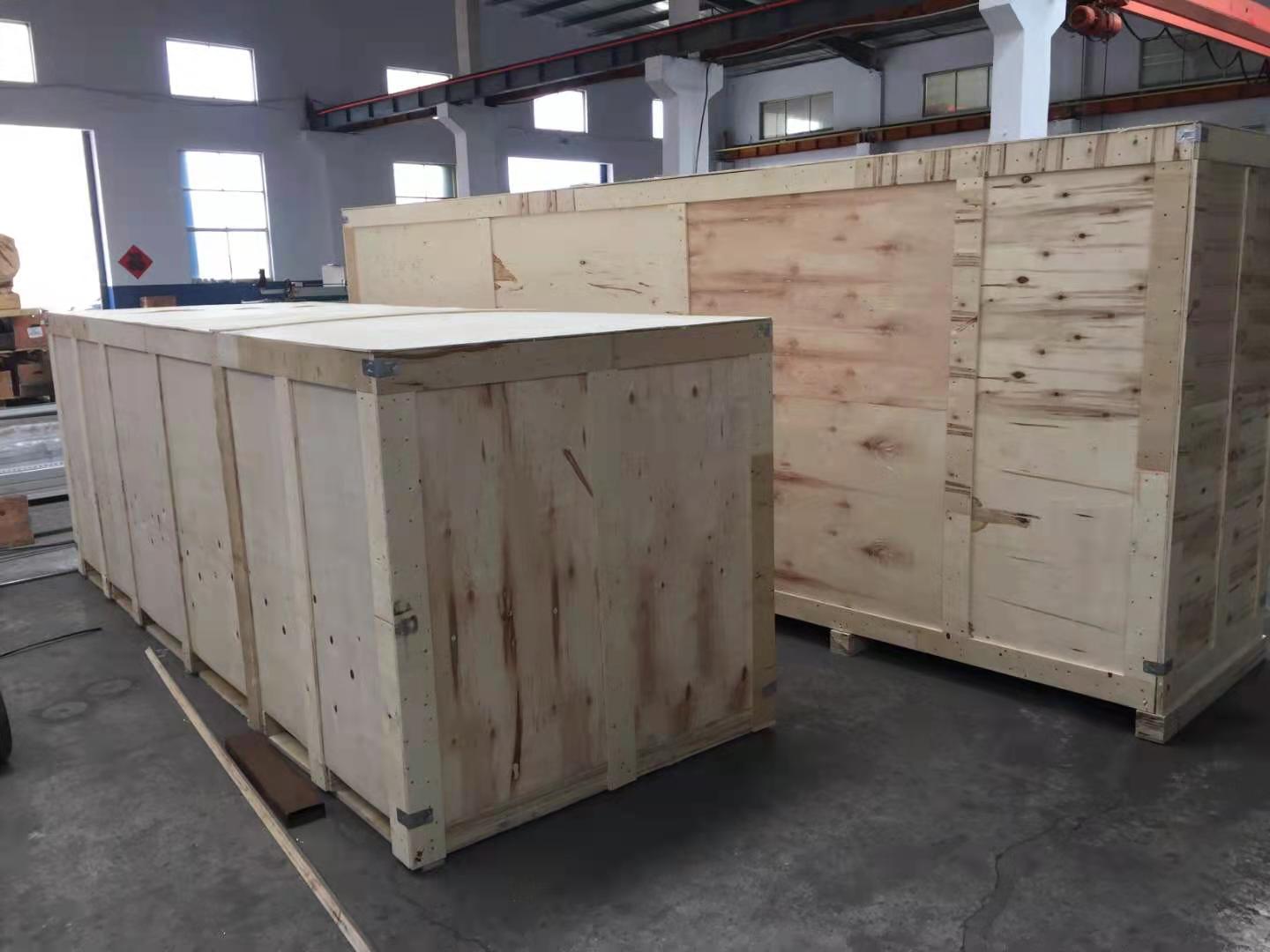 Wood Working Sliding Table Panel Saw WSN2845 with Precision and Max.Cutting Height at 90°