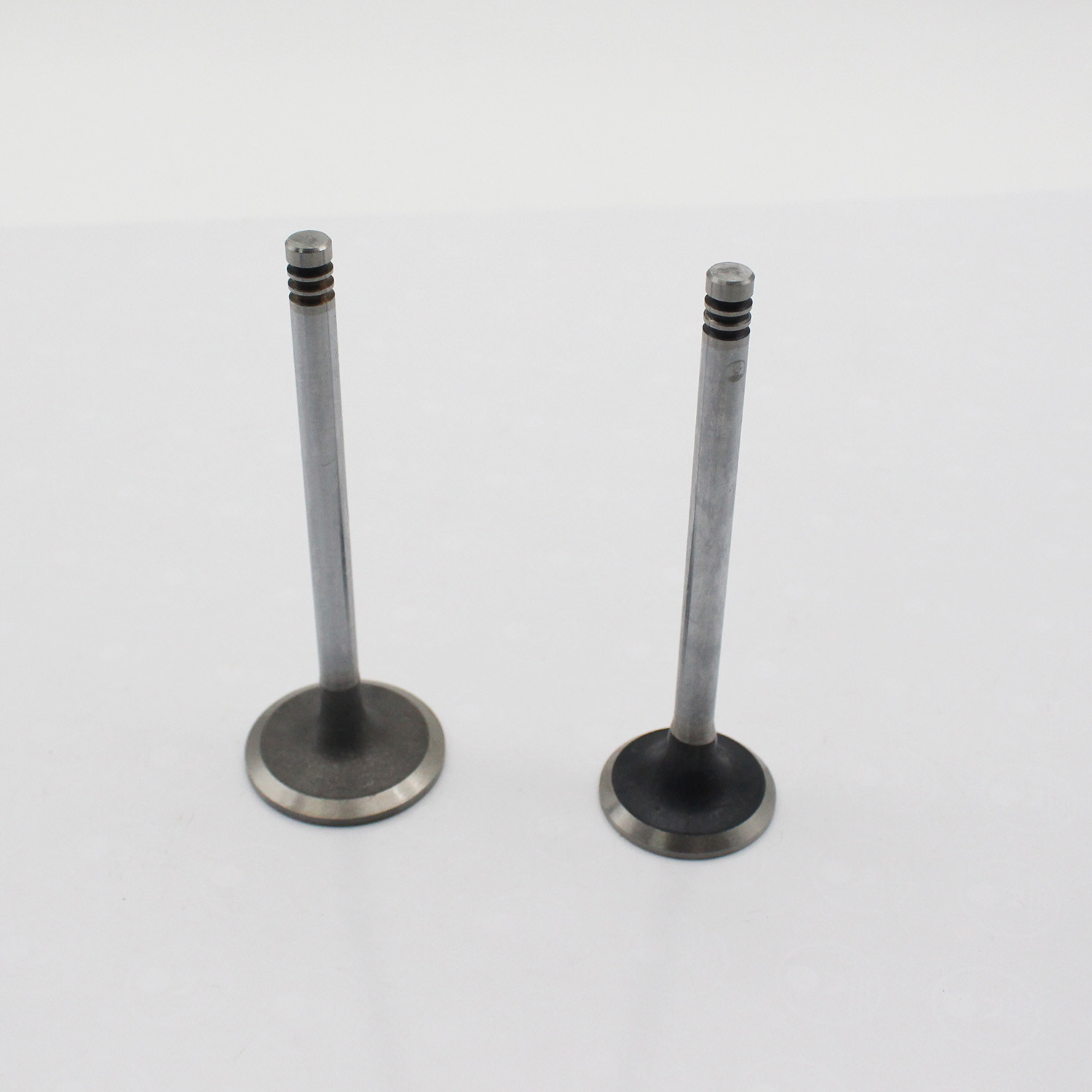 20798699 20798533 Diesel Engine Valve D6D D6E Intake Exhaust Valve For Volvo EC160B EC200B EC210B